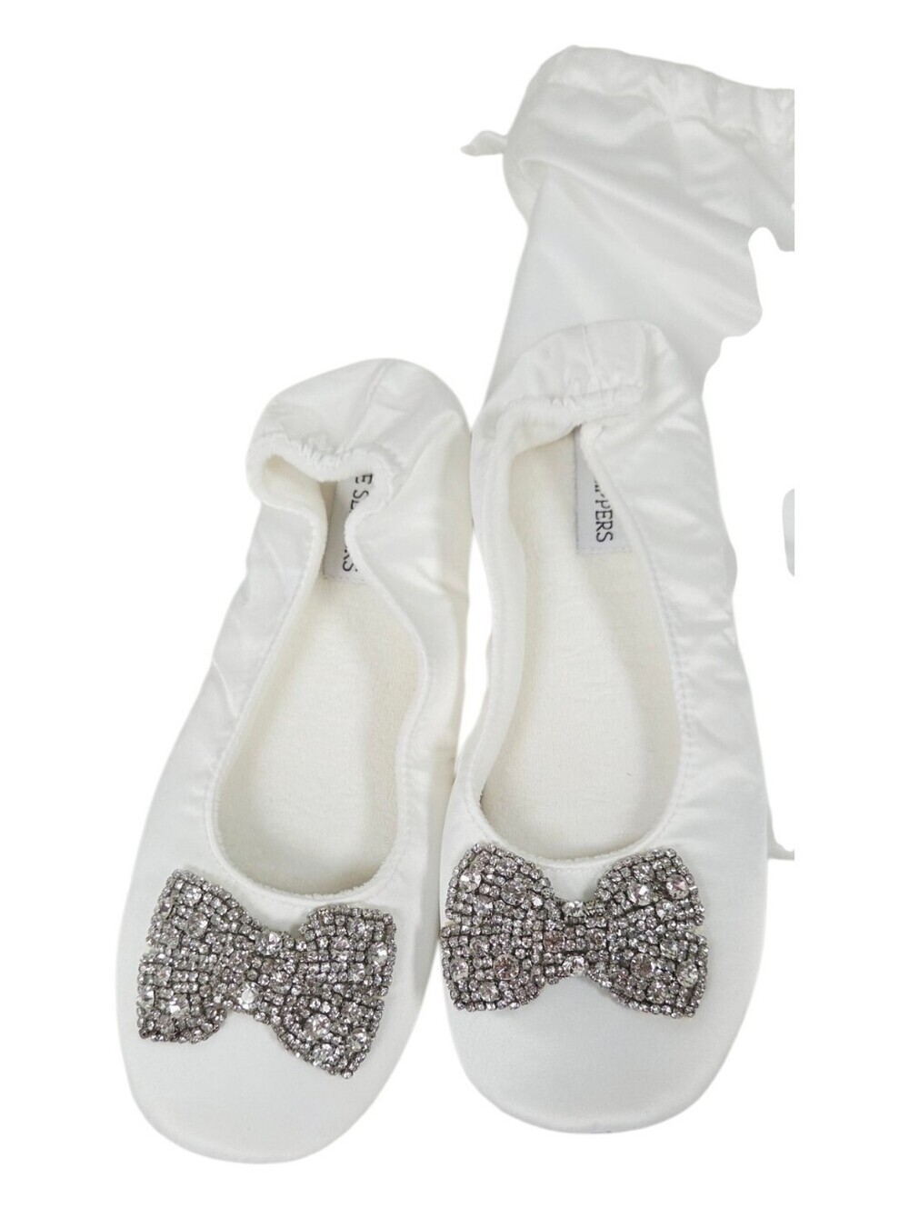 Verre Bridal White Satin Foldable Flats with Crystal Bow Size 8/9